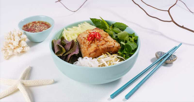 Alaska Black Cod Vietnamese Noodle Bowl Recipe – A Gourmet Fusion